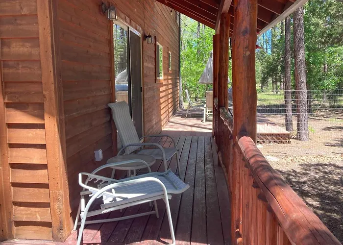 Holiday home Whispering Pines Retreat *